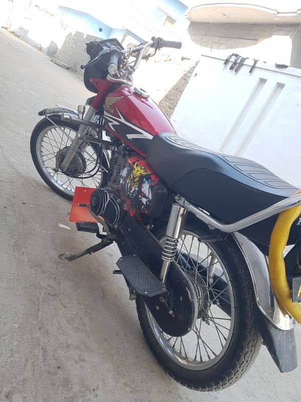 Honda 125 7