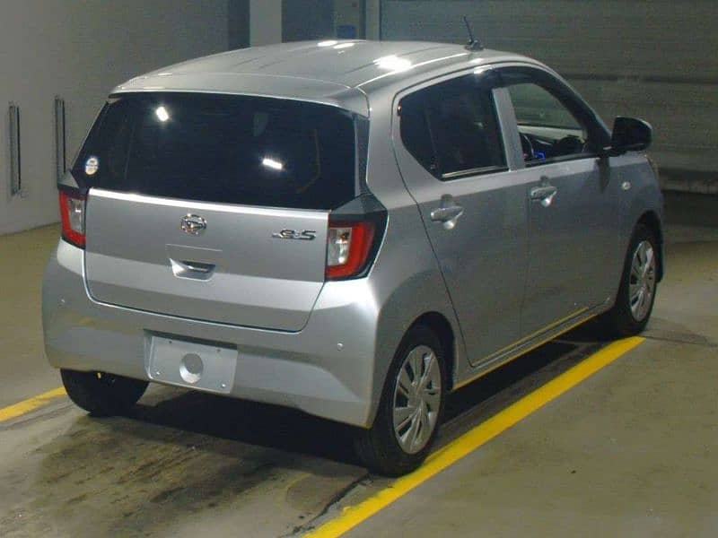 Daihatsu Mira 2021 0