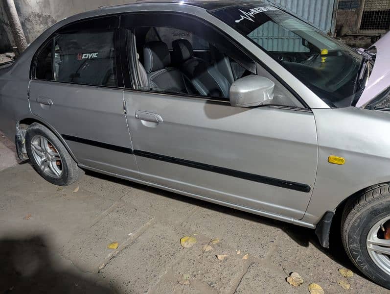 Honda Civic EXi 2002 3