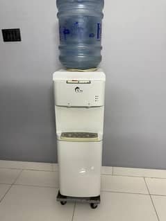 ELITE WATER DISPENSER