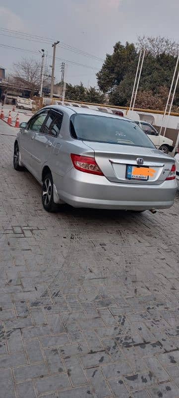 Honda City IDSI 2005 5