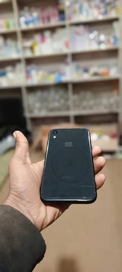 i phone xr 128gb jv (90 health)