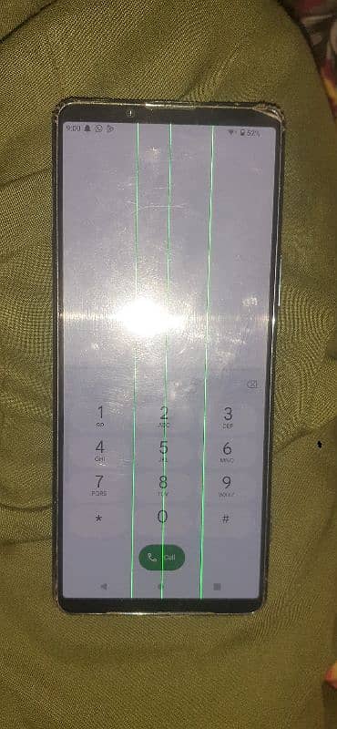 sony xpeari 5 mark 3 8/128 display mein 3 green line hn non pta 3