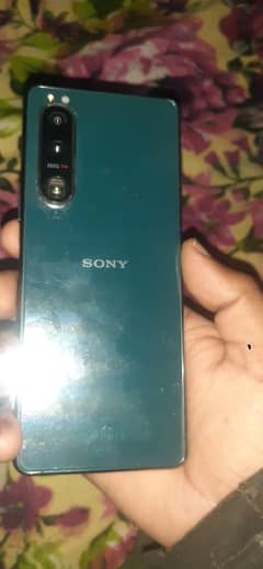 sony xpeari 5 mark 3 8/128 display mein 4 green line hn non pta