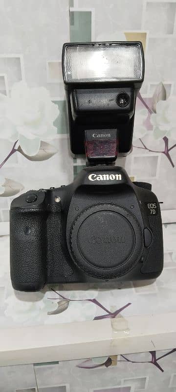 canon 7D body with canon flash EZ300 4