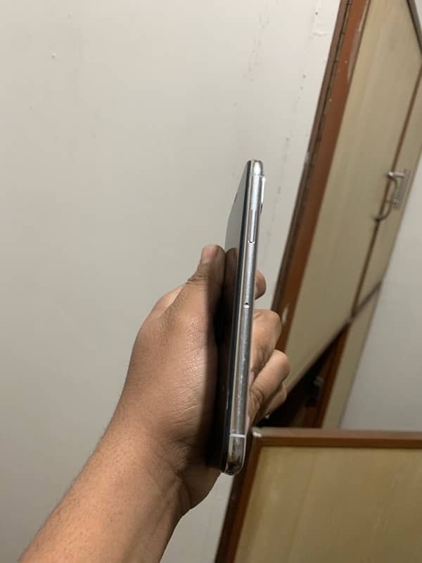 IPhone X pta approved 64gb read plz 1