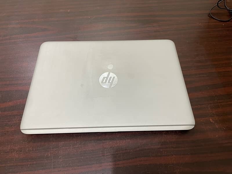 HP Elitebook Folio 1040 G3 I5 6th 3