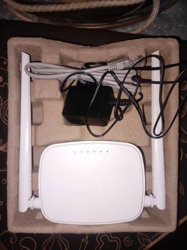 Tenda router 1