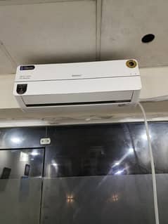 Inverter Ac 1 Ton Orient 5 months used