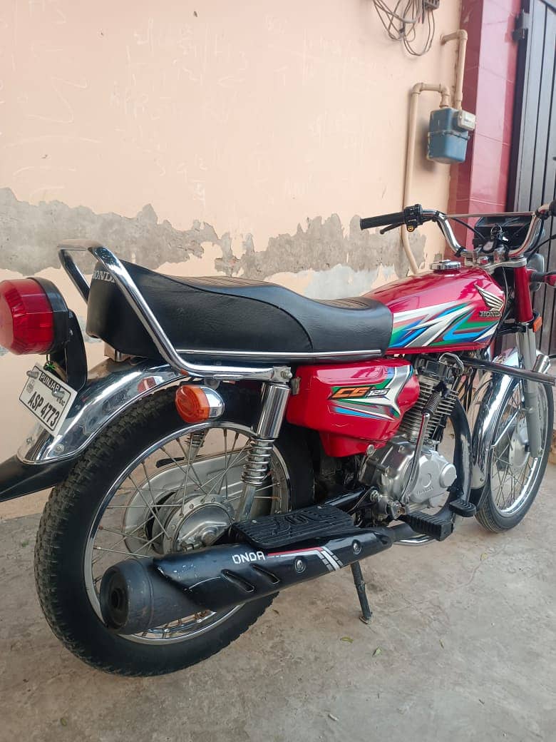 Honda CG 125 2023 Model A1 Condition 6