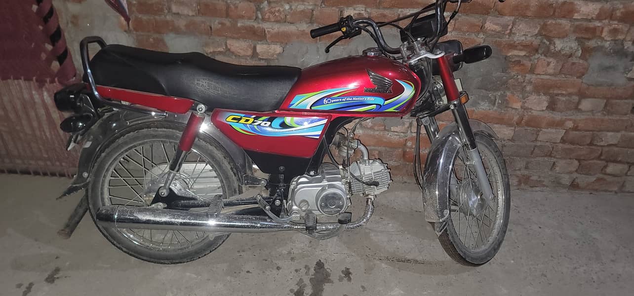 honda cd 70 bilkol okay hai koi masla nahi 0