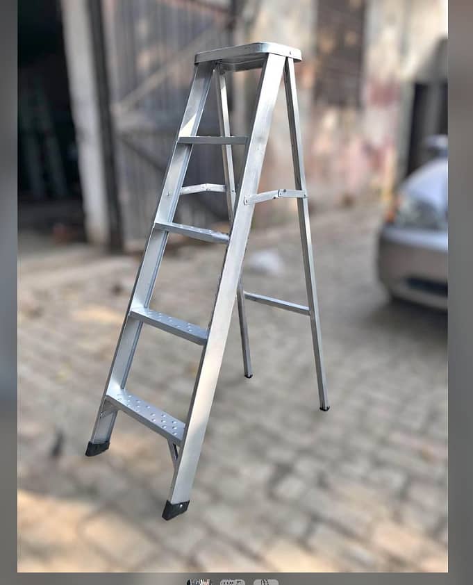 iron step ladder Iron stair Heavy material like new 3