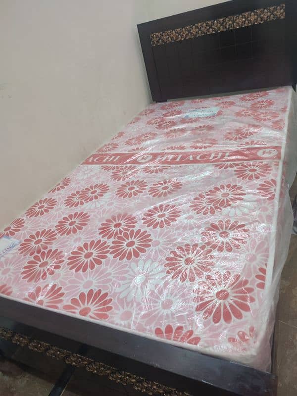 Single bed with mattress 4