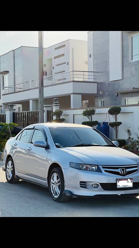 Honda Accord 2004 1