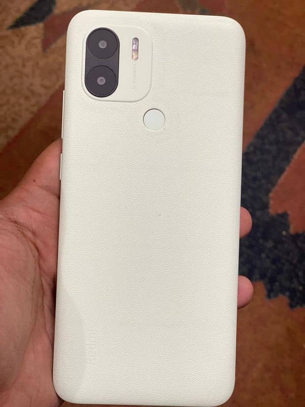 Redmi A2+ in just 18,000 9