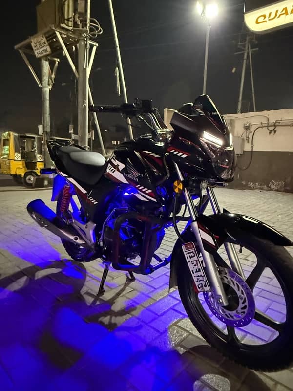 Honda CB150F 0