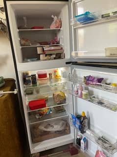 very  beautiful rfridge in excellent condition for urgent sale