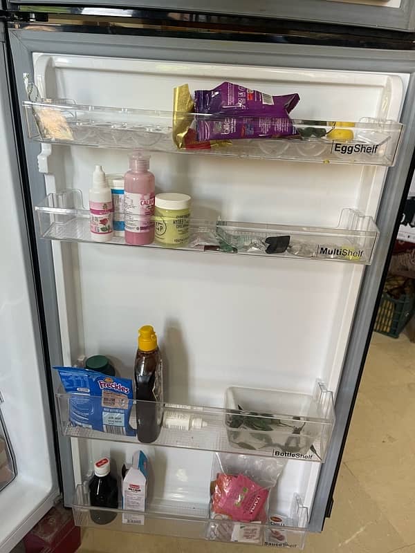 very  beautiful rfridge in excellent condition for urgent sale 4