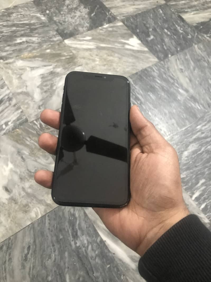 Apple iPhone XR FU NON 64gb 30000rs 1