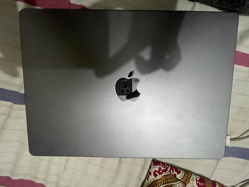 MAC Book Pro 14 inch 2021 0