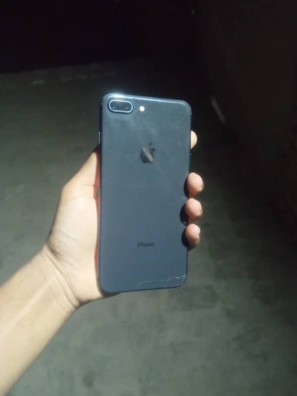 IPhone 8 Plus 64 gb 4