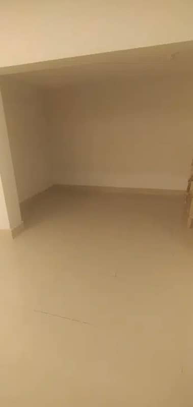 8 Marla basement with bath for rent phase 4: 4