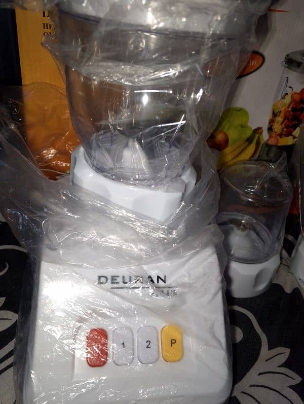 brand new deuron juicer 0