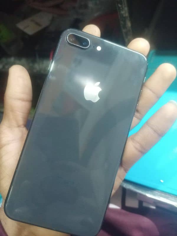 i Phone 8 plus 5