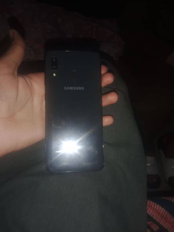 Samsung A20s 4