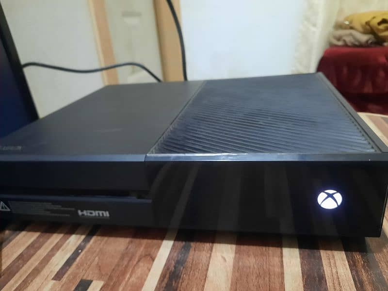 Xbox one 1Tb 2