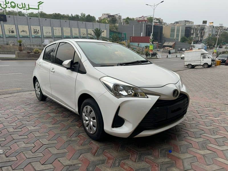 Toyota Vitz 2017 1