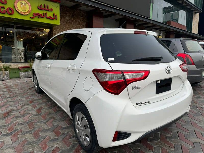 Toyota Vitz 2017 3