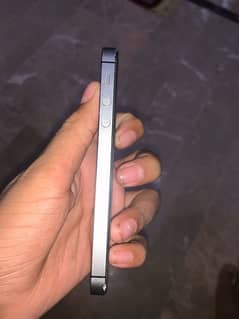 IPHONE 5s (NOT OPENED YET