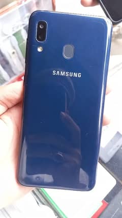 Samsung A30 Ram 4GB 64GB memory