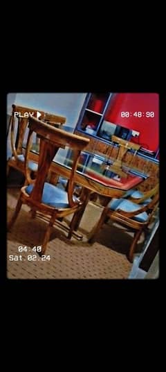 6 seater dining table urgent