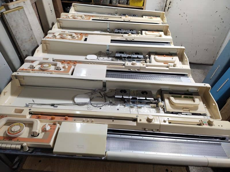 brother knitting machine KH 871 made in Japan 5