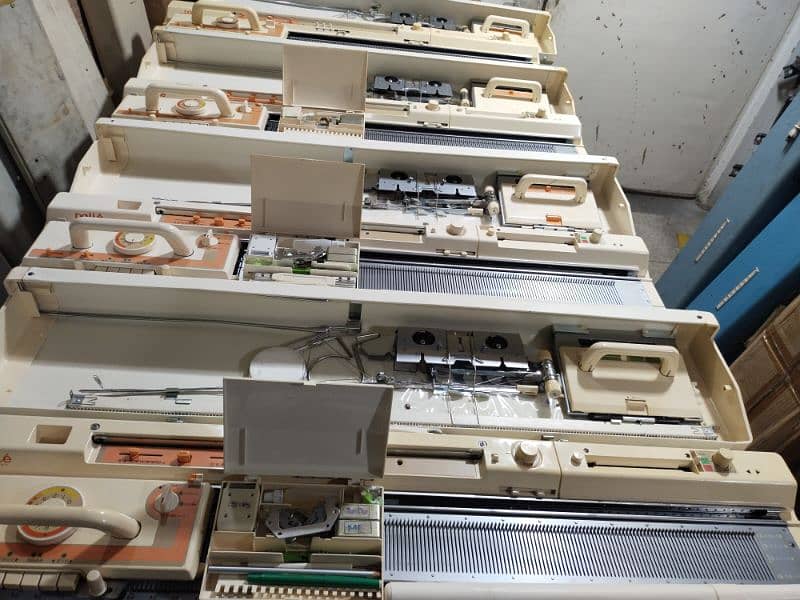 brother knitting machine KH 871 made in Japan 9