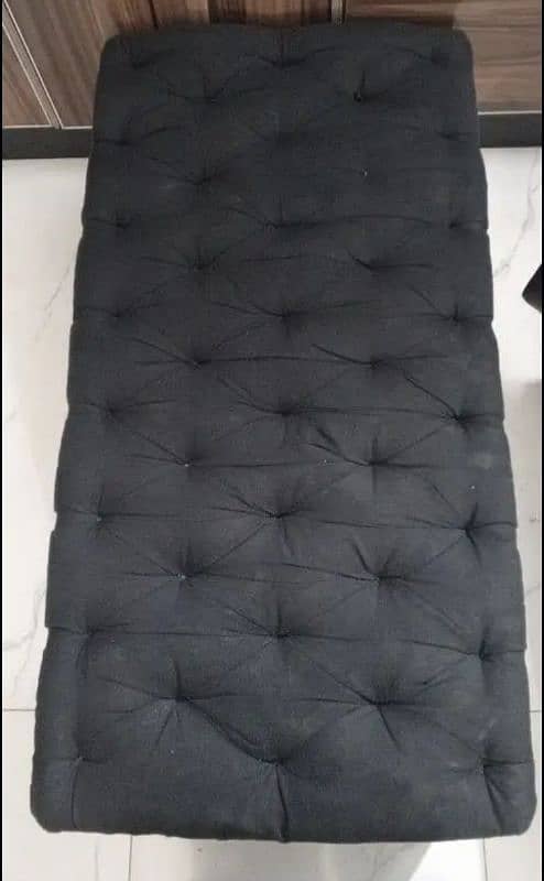 L shaped sofa with setti for sale in good condition 2