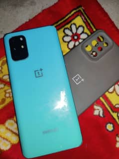 ONE PLUS  8T / 8/256