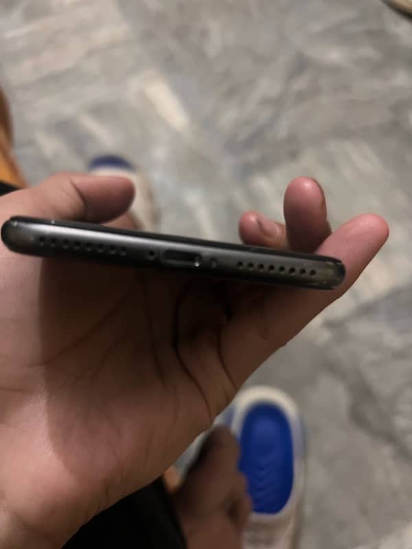 iphone 8 plus pta Approved 5