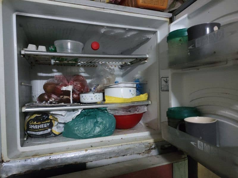 refrigerator 3