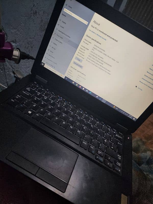 Dell Latitude E5270 6th Generation 2