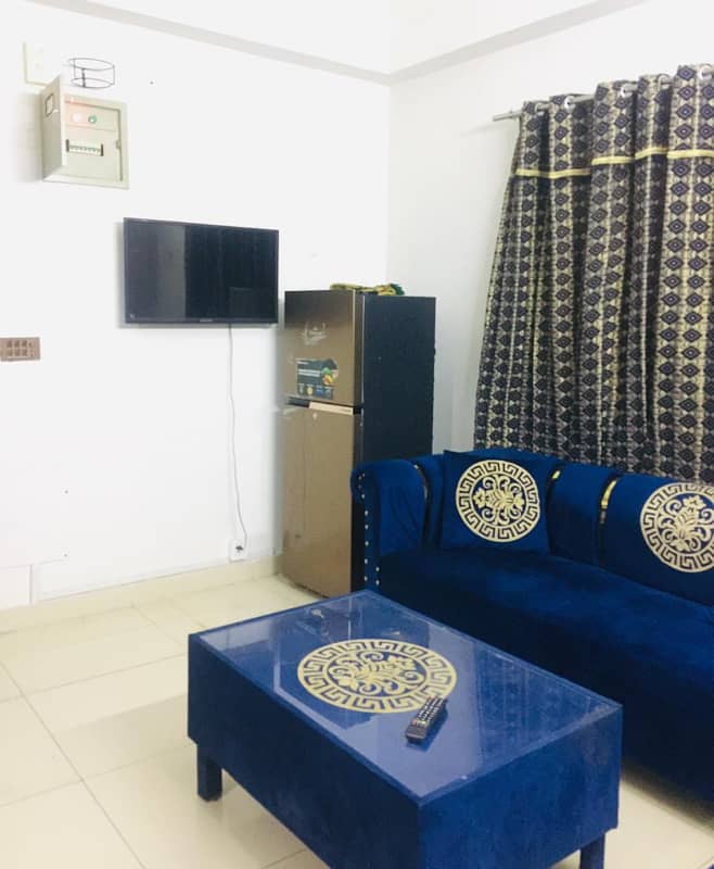 One bed luxury furnished apartment available for rent in gulberg greens islamabad. 11