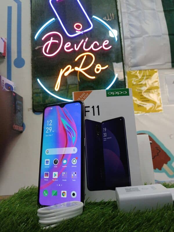 Oppo f11 8/256 dual sim with box and original charger 9