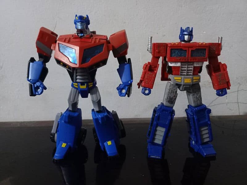 Transformers action figures 0