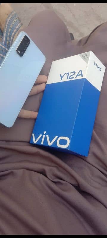 vivo y12a 3/32 031*1098*5797 2