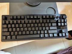 Razer Huntsman V3 Pro TKL, 10/10 condition, with wrist rest