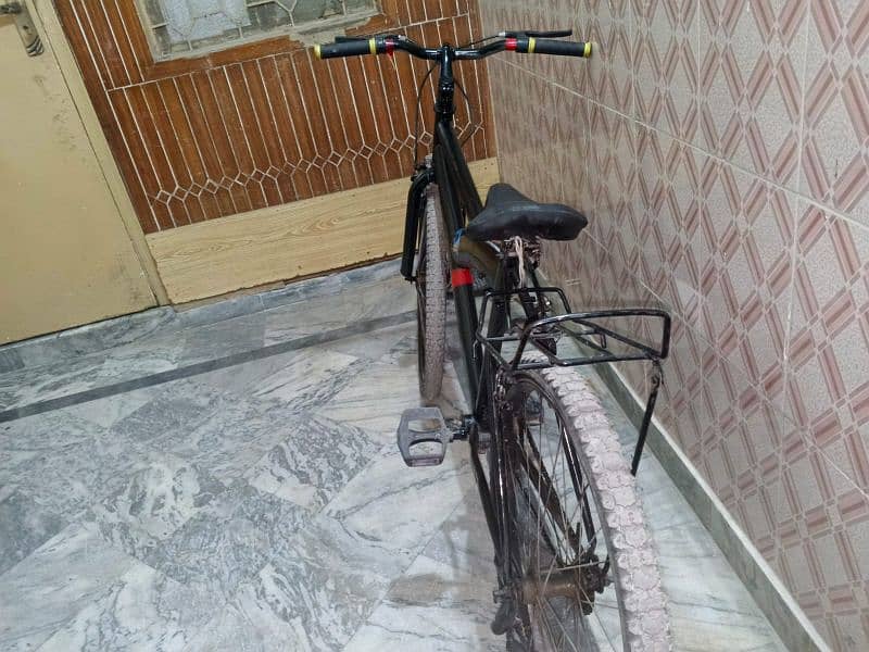 Bicycle in good condition 4