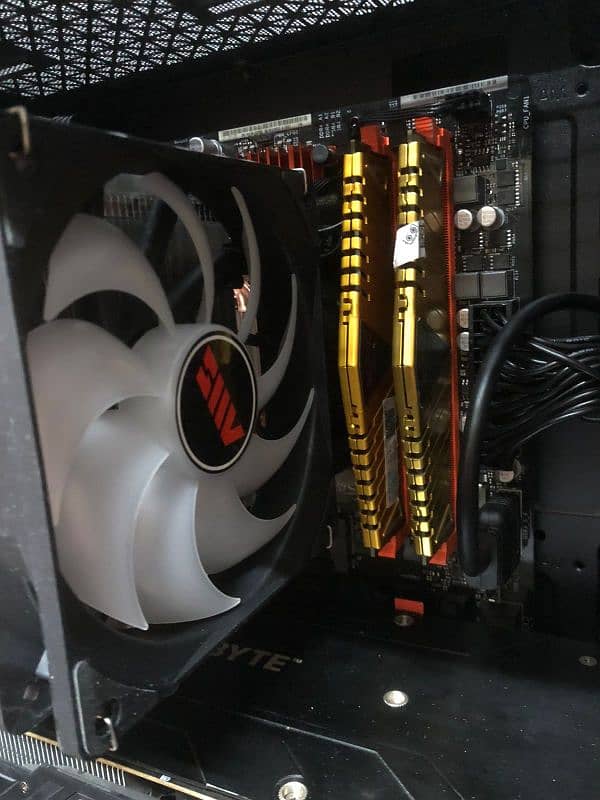 Gaming PC i7 8 generation 17