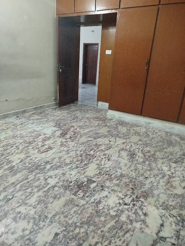 good location good condition 11